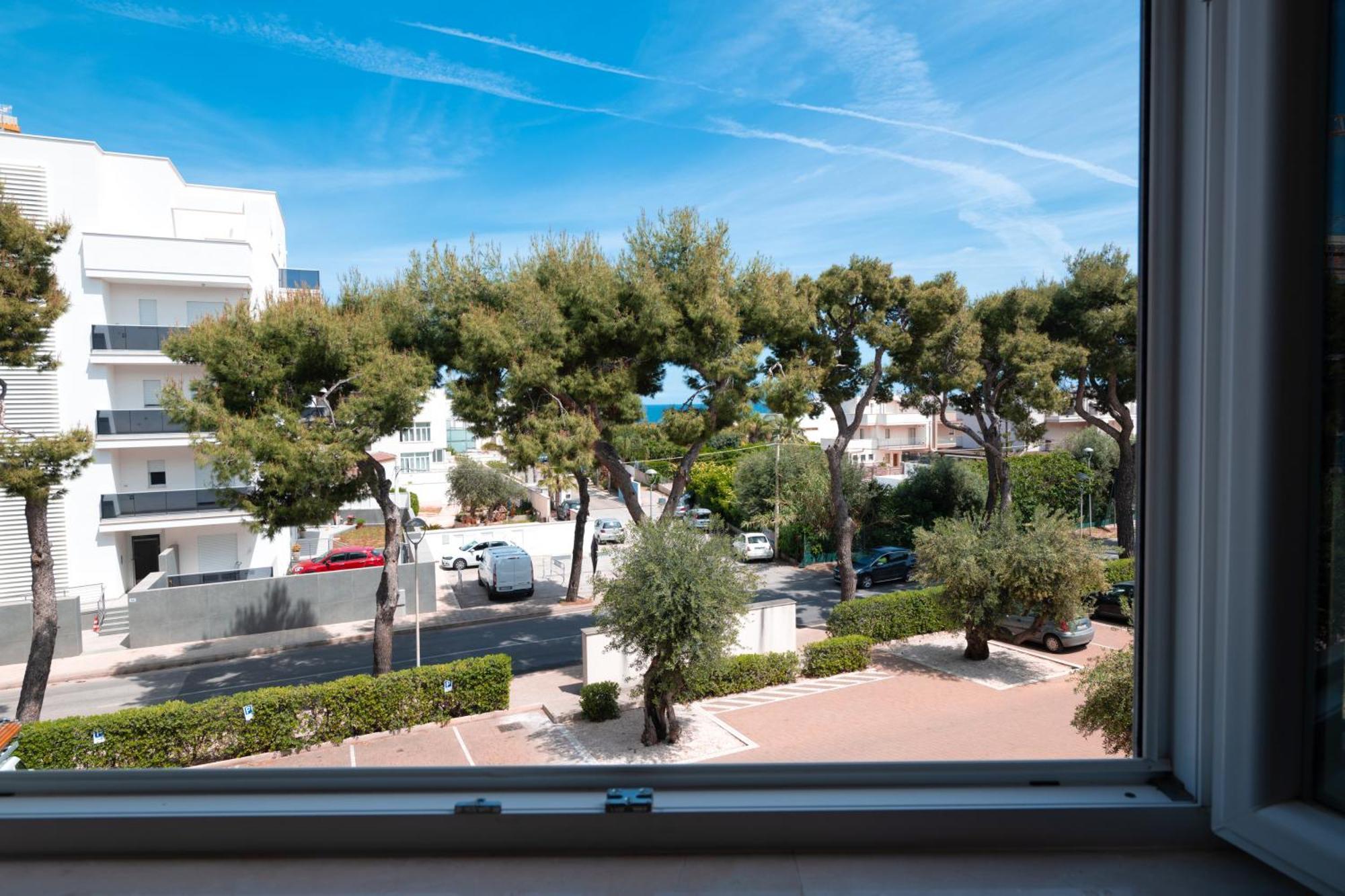 Monopoli Favolosa - Spacious 100Mq Apt. W/ Parking Buitenkant foto
