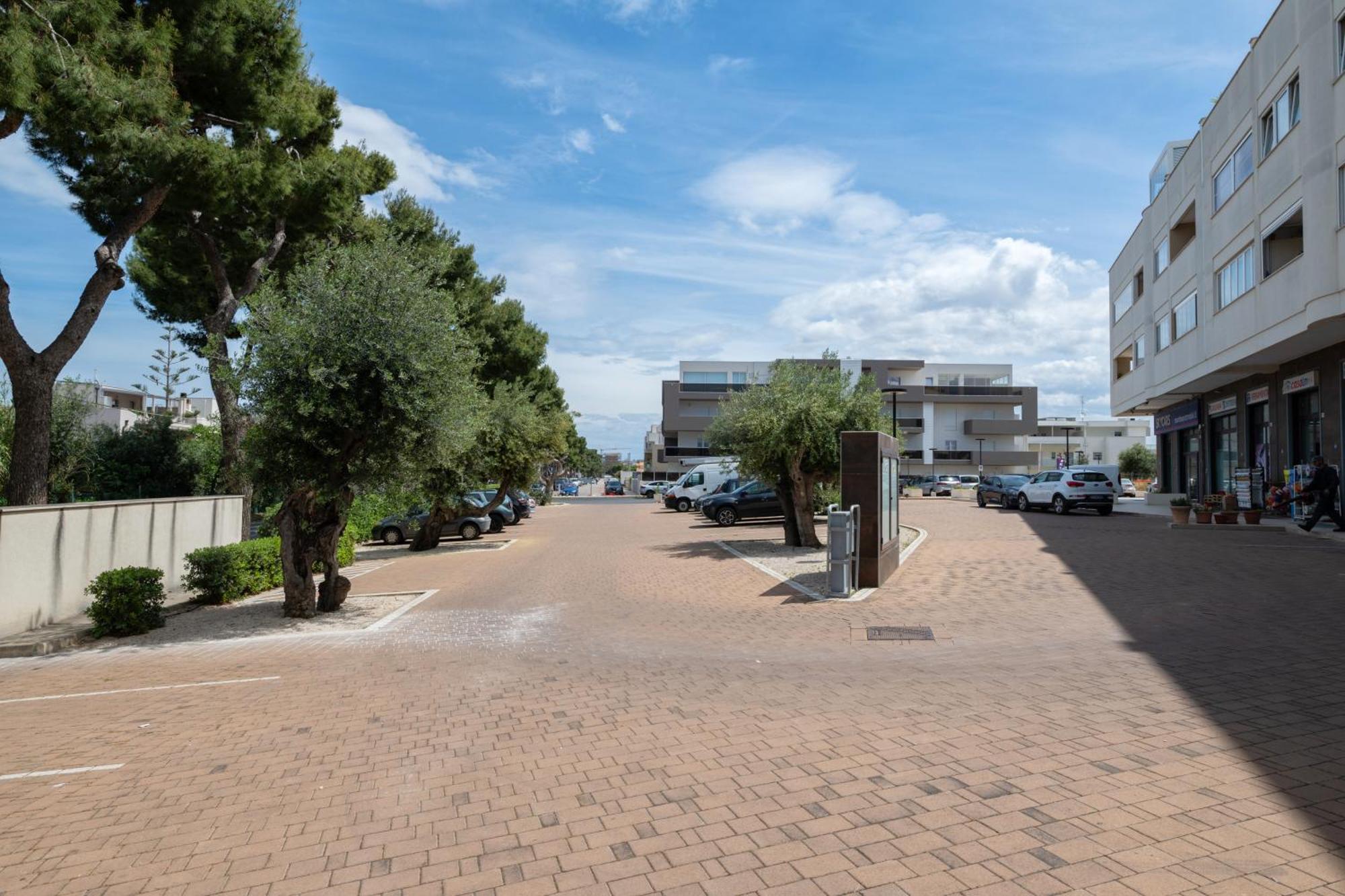 Monopoli Favolosa - Spacious 100Mq Apt. W/ Parking Buitenkant foto