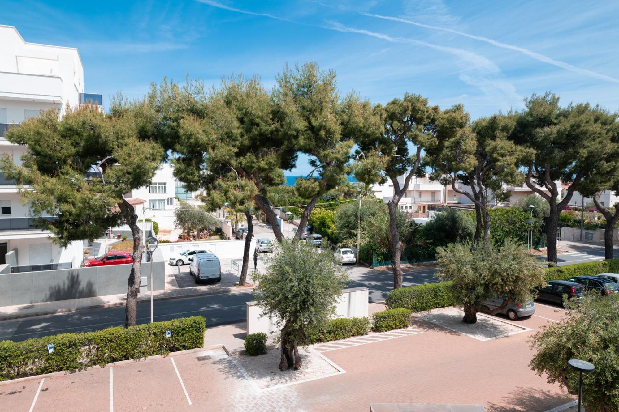 Monopoli Favolosa - Spacious 100Mq Apt. W/ Parking Buitenkant foto